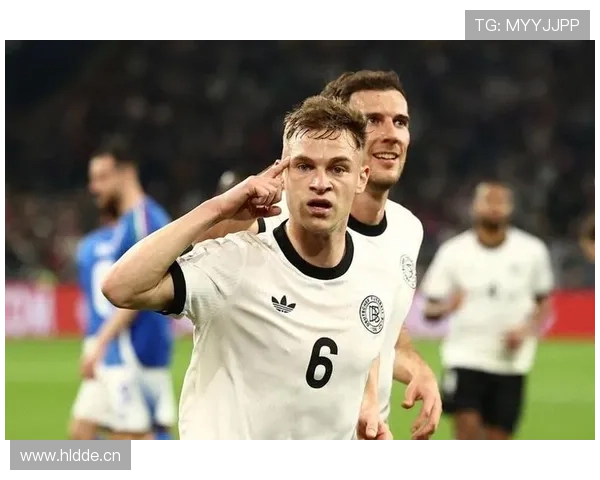 基米希助力球队攻防转换，展现中场覆盖全场的关键表现