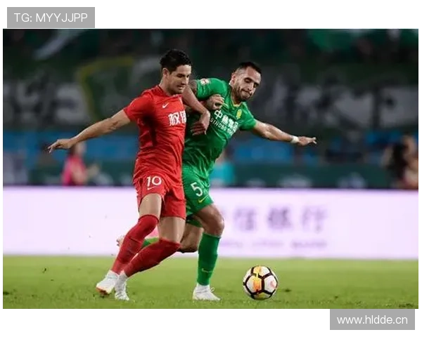 马赛防守体系近期表现稳健,结构清晰且竞争力增强 马赛防守体系近期表现稳健,结构清晰且竞争力增强