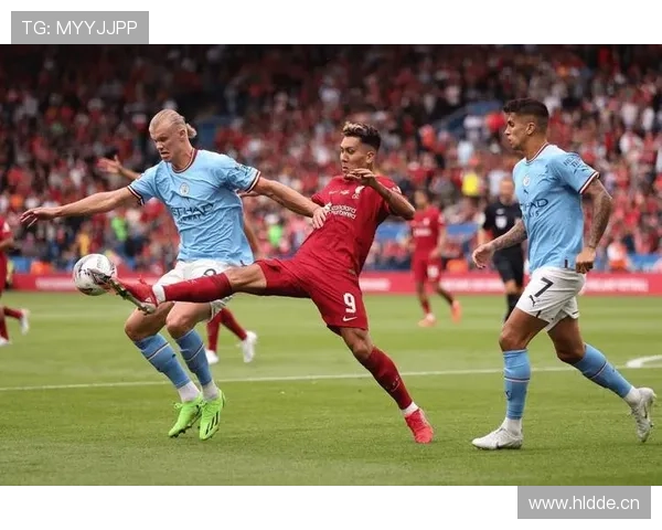 对阵曼城与利物浦：萨卡的强强对话表现